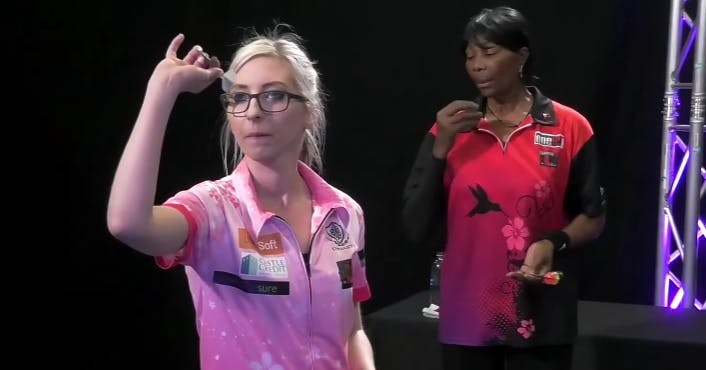 Nieuwlaat plädiert für eine spezielle Dartscheibe für Damen: "Das würde den Sport attraktiver machen"