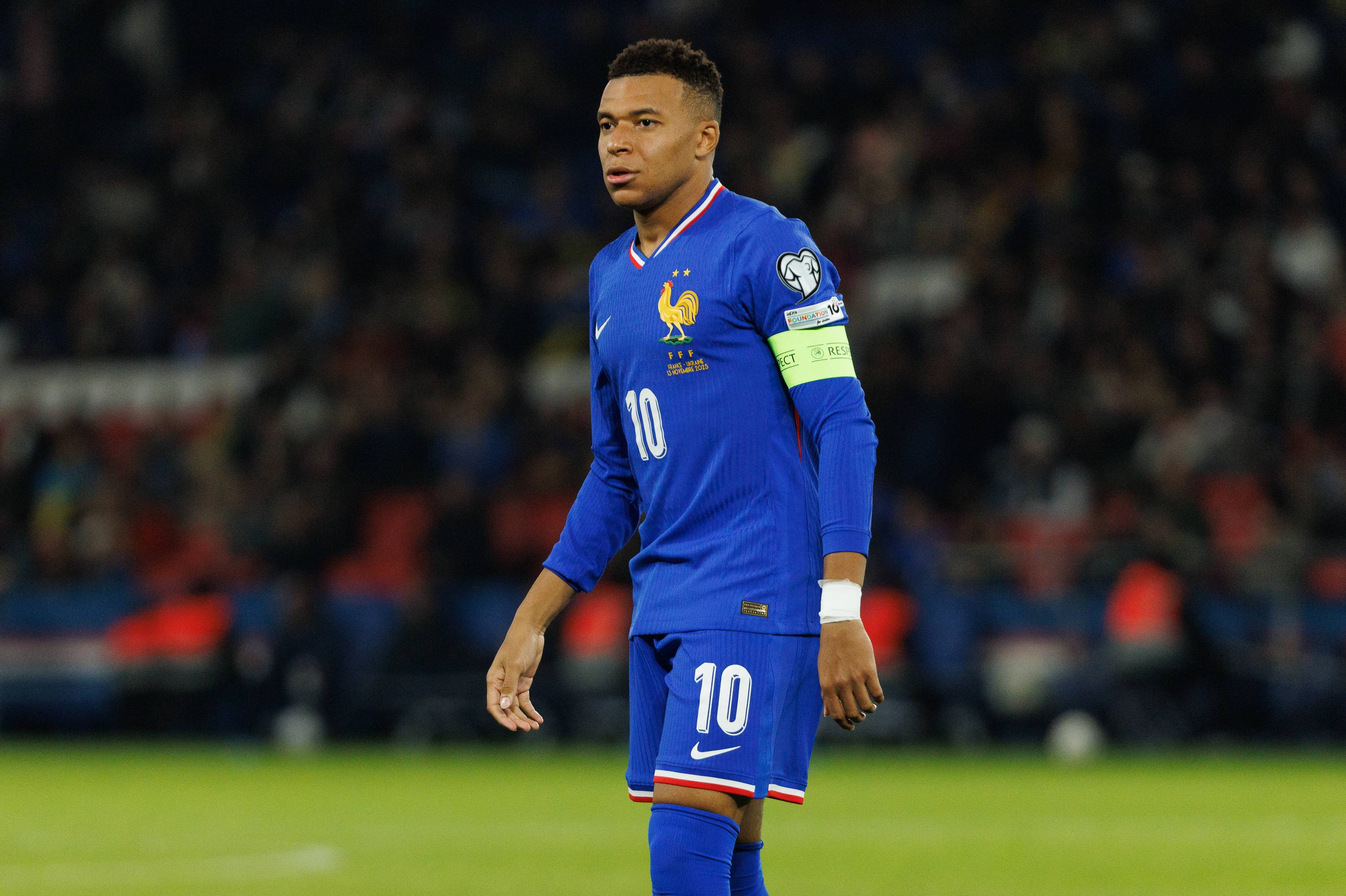 Maillot PSG Vapor Match 2020/2021 Mbappé Taille L – Neuf Avec étiquettes