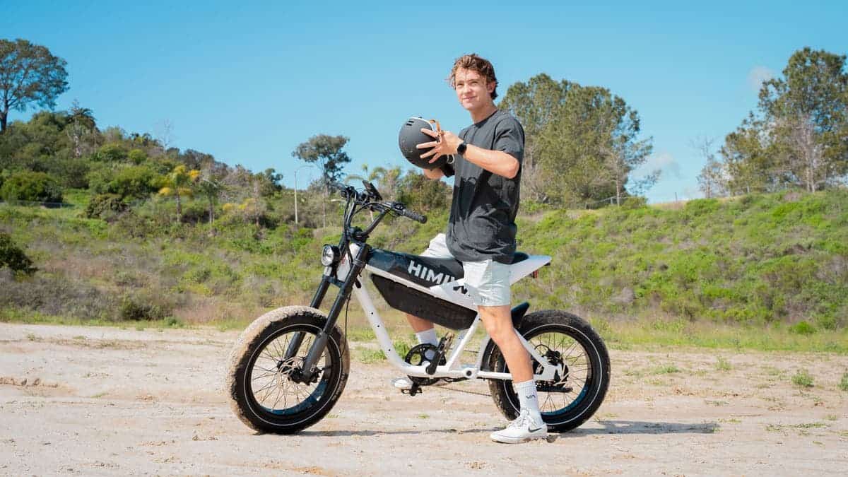 Motorcycle-style e-bike Himiway C5 launches with a stylish promo event