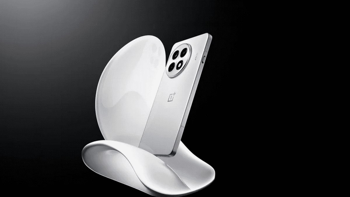 OnePlus Ace 5 and Ace 5 Pro Arrive With Large Batteries and Up To