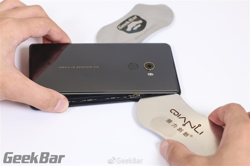 Photo Feature: Xiaomi Mi MIX 2 Teardown