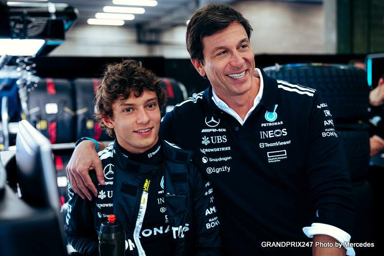 GRANDPRIX247 | Wolff: We mustn't forget Antonelli's 18 years old