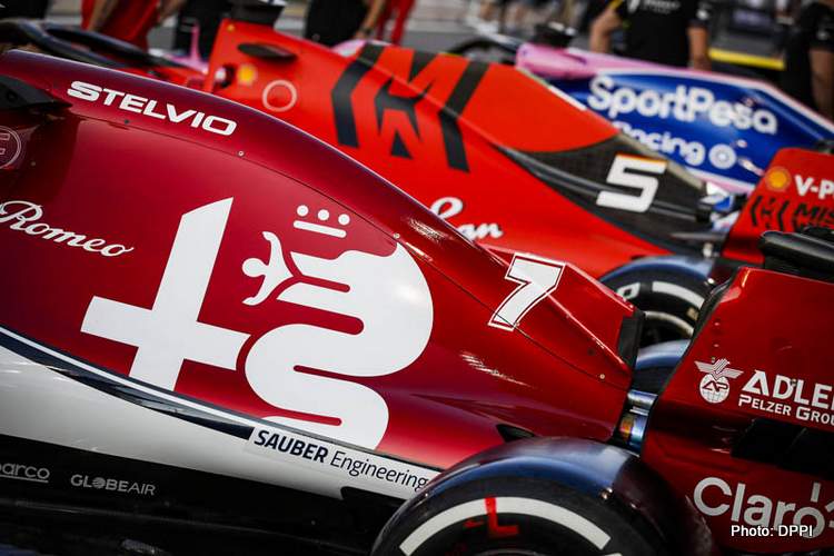 Wizualizacja motywu Formuły 1 w kasynie online