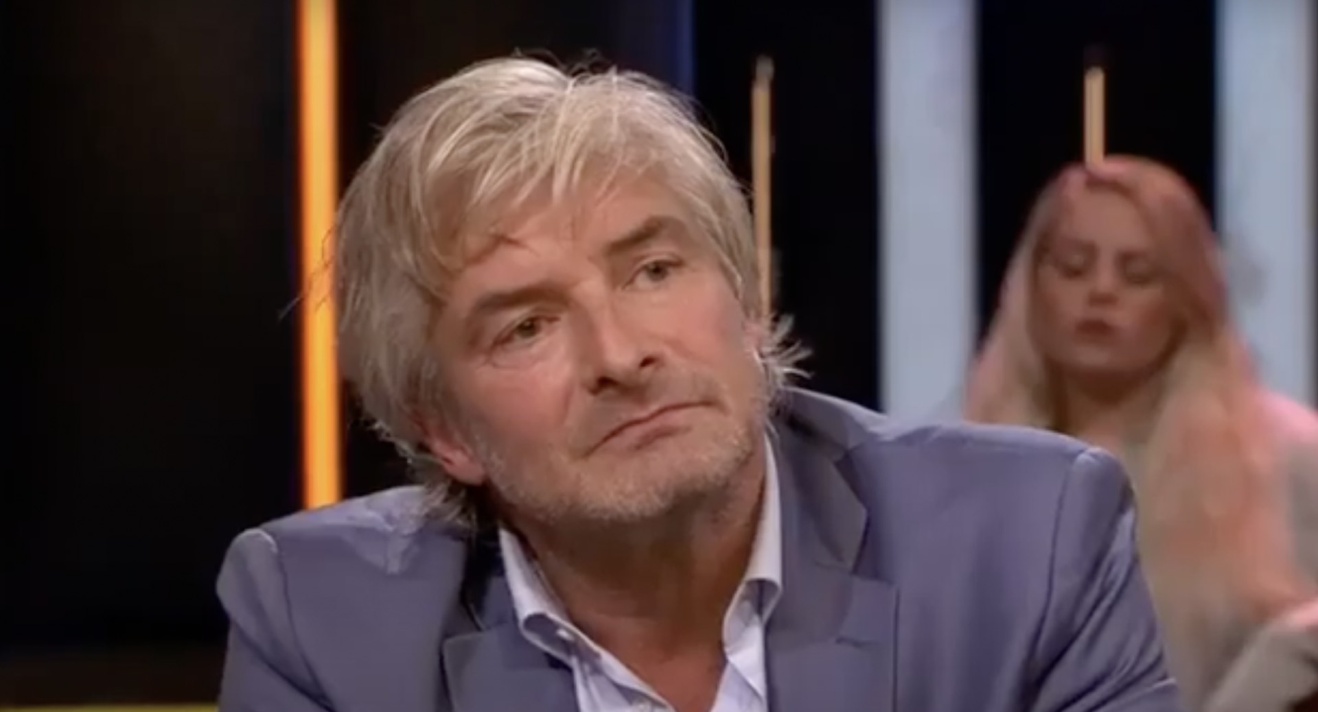 Na Tygo Gernandt ligt nu Victor Reinier onder vuur bij Flikken Maastricht:  Angela Schijf volledig overstuur (foto's)