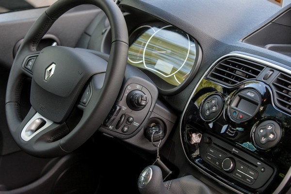 renault kangoo my13 130528 004