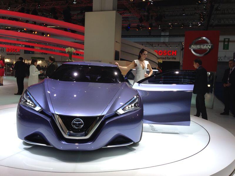 Nissan-Friend-me-IAA-2013