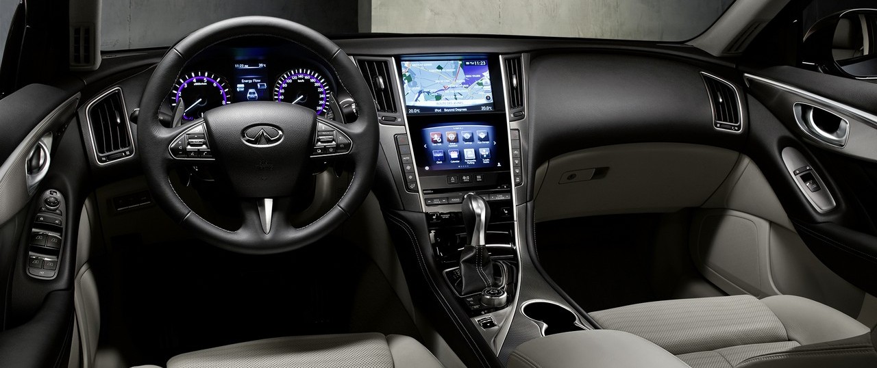 Interni Infiniti Q50