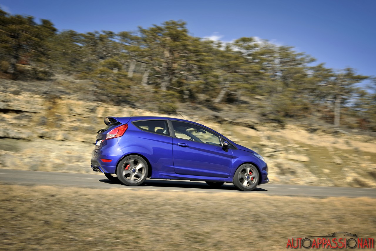 Ford_Fiesta_ST_014
