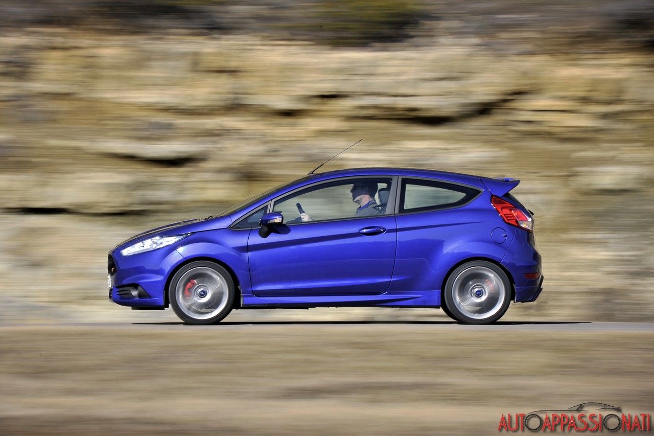 Ford_Fiesta_ST_015