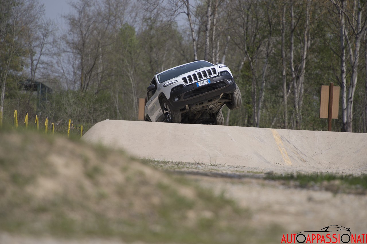 new Jeep Cherokee 2014 offroad