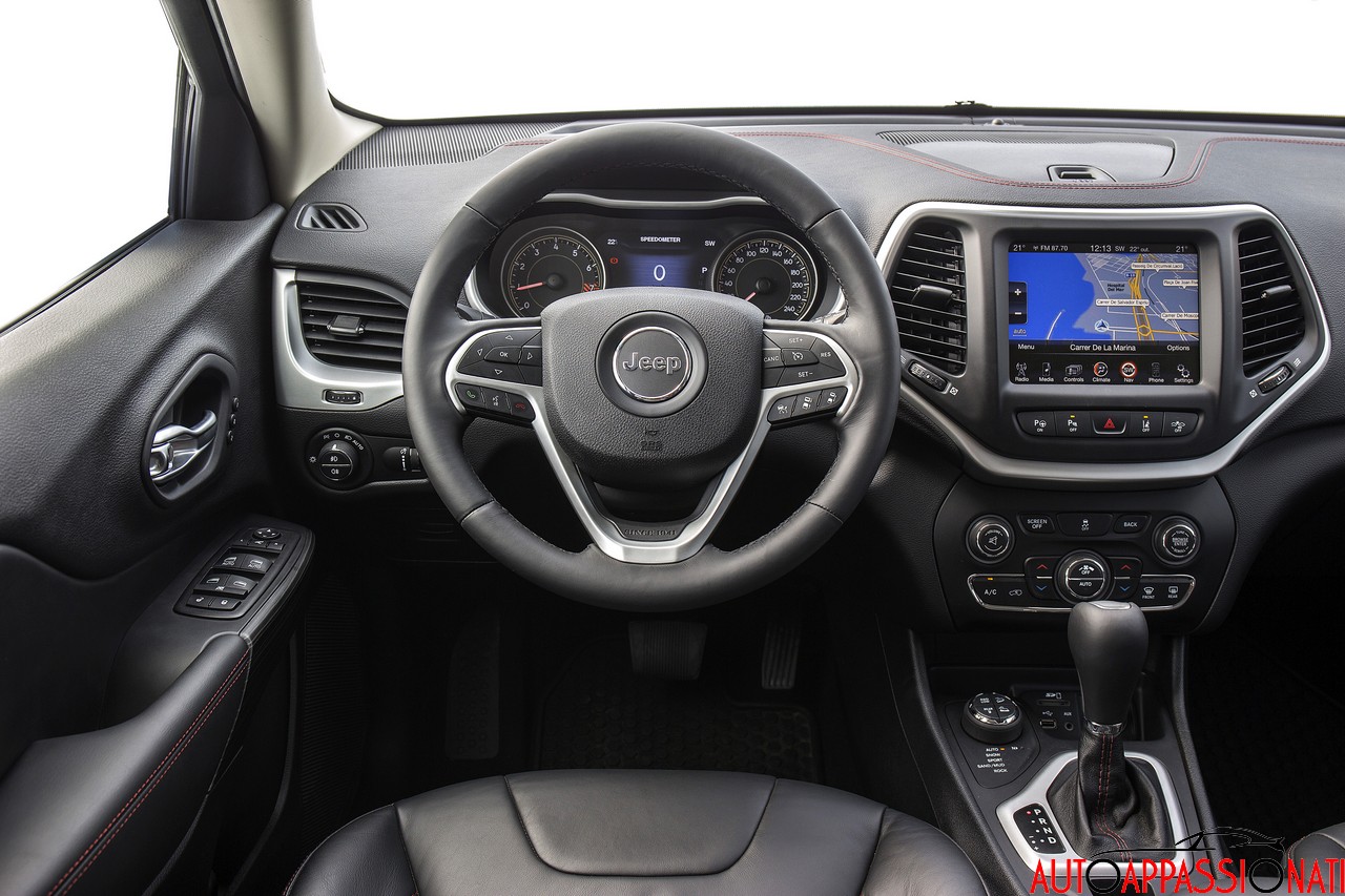 Interni Jeep Cherokee 2014