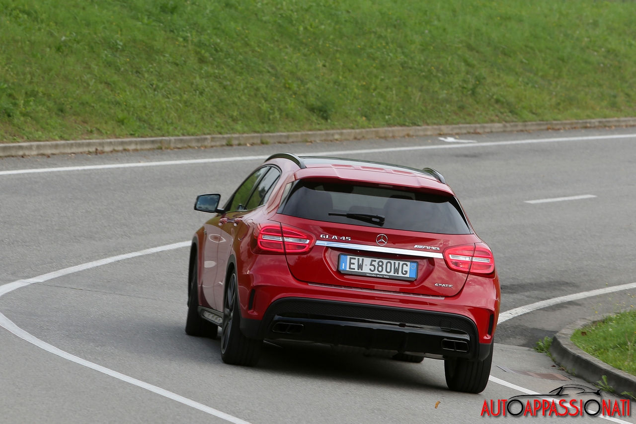 Mercedes-Benz GLA 45 AMG