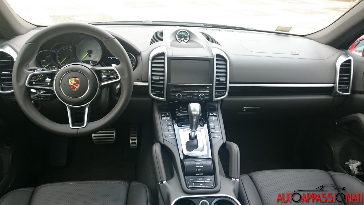 Porsche Cayenne S E-Hybrid