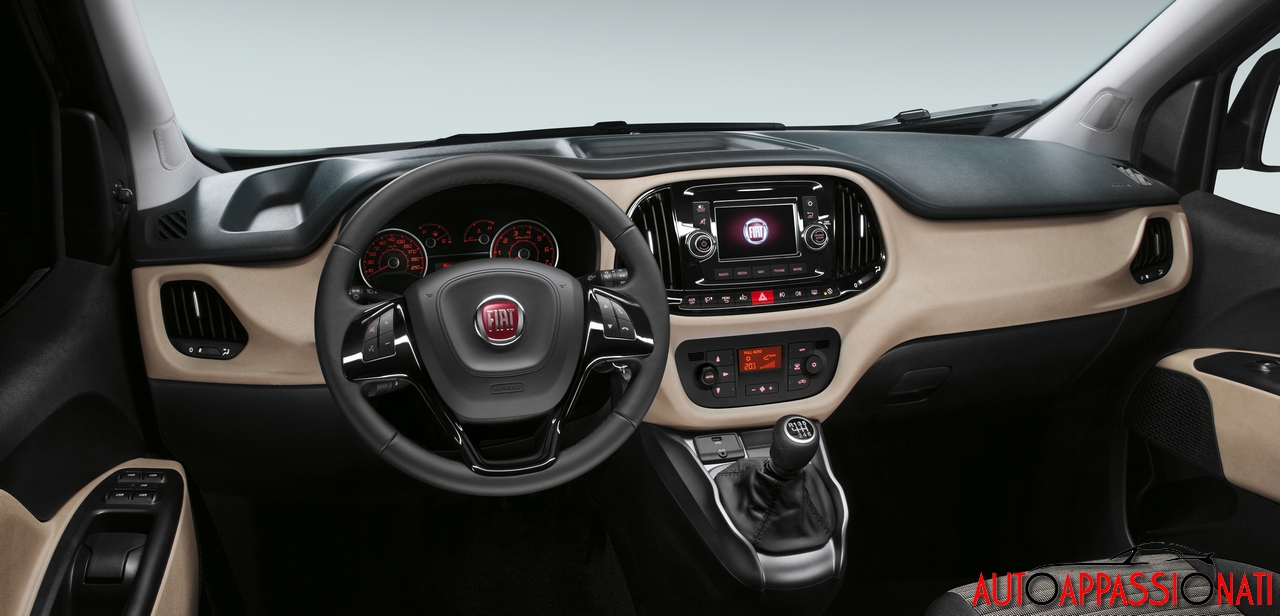 Fiat doblo 2015 Interni