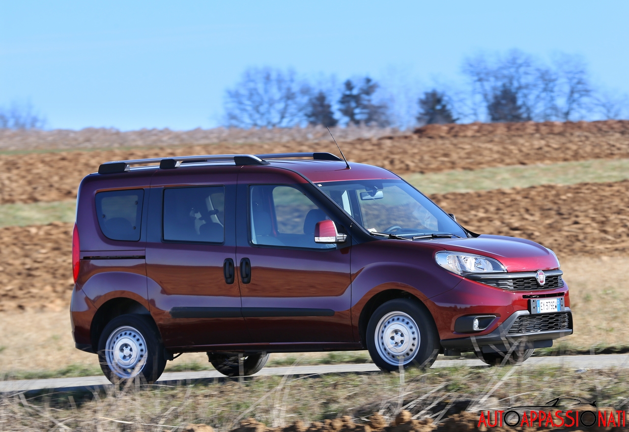 Fiat Nuovo Doblò 2015 