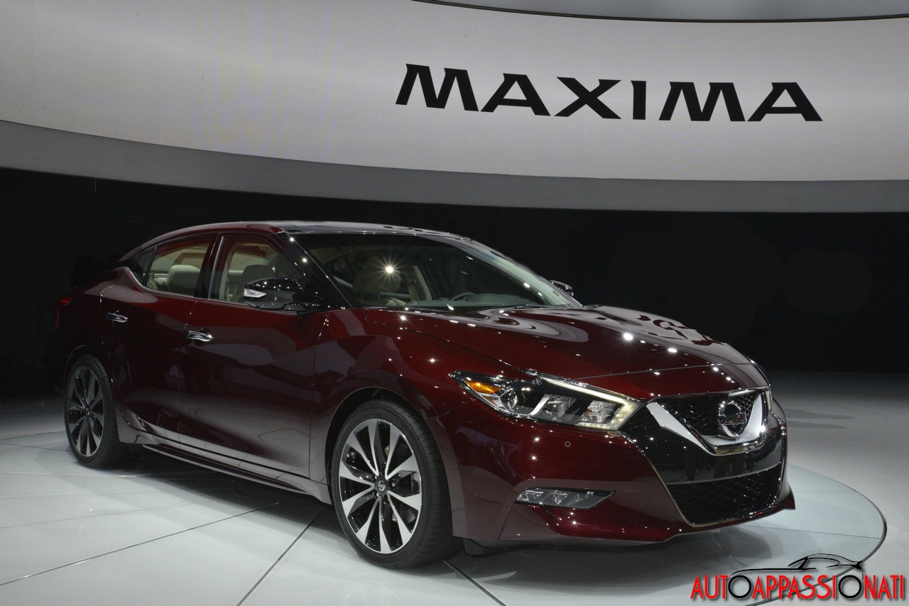 Nissan Maxima New York Auto Show 2015