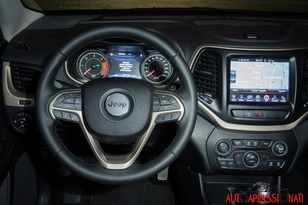 New Jeep cherokee interni