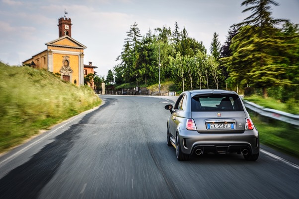ABARTH695biposto c