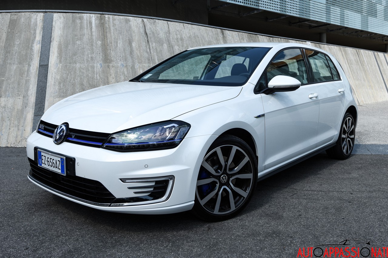 VW Golf GTE 0024
