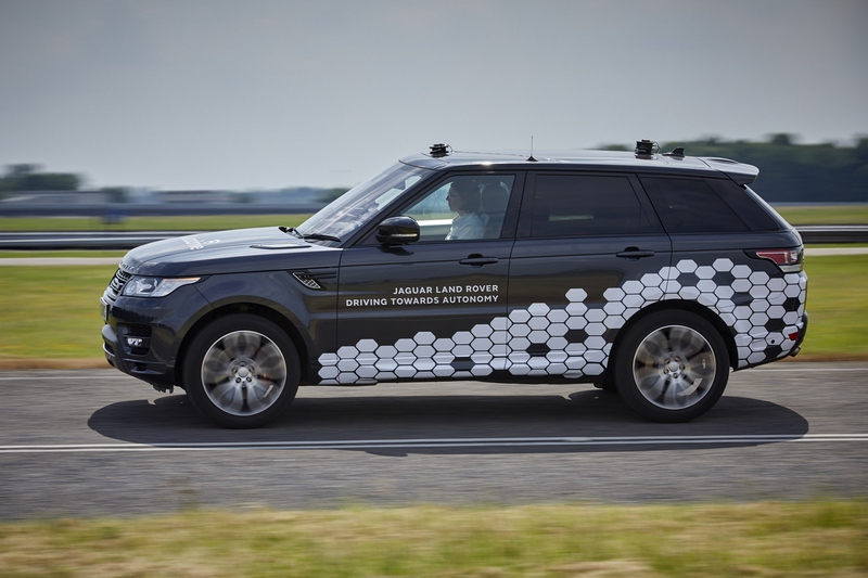la guida autonoma di Land Rover