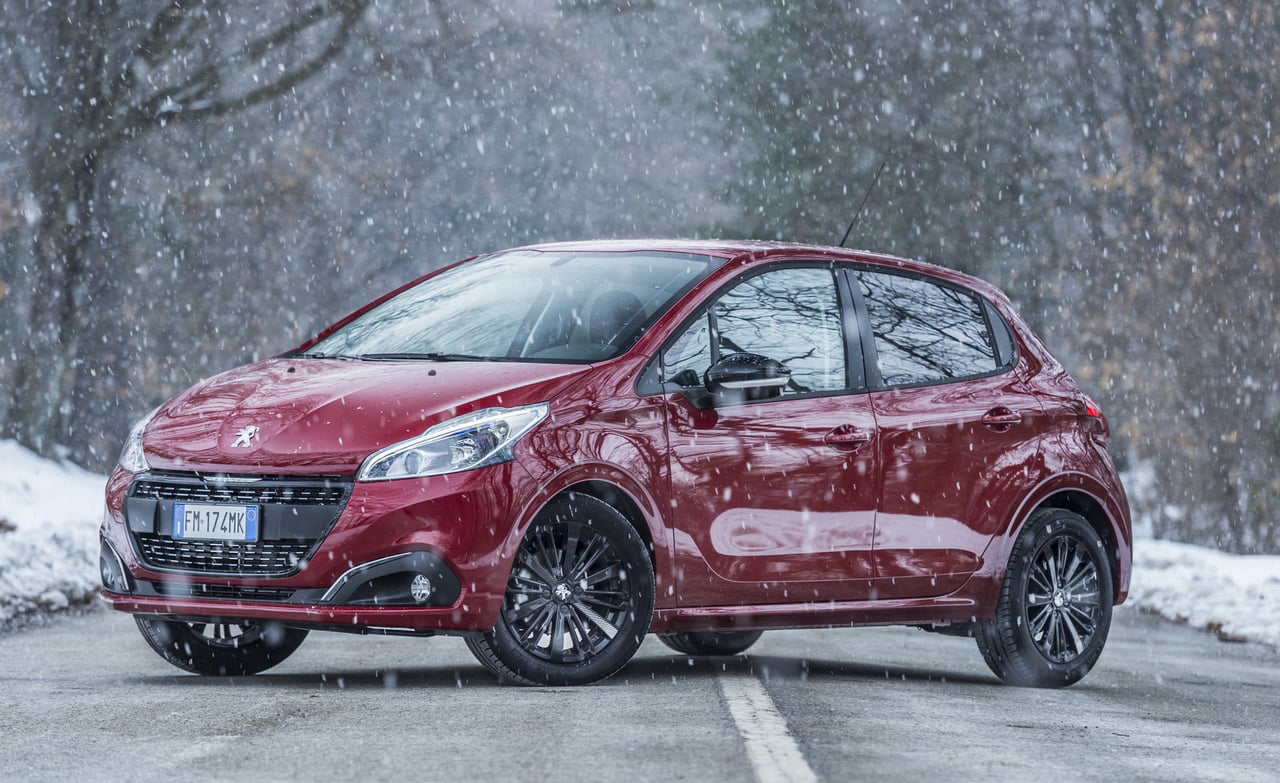 Peugeot 208 segmento B