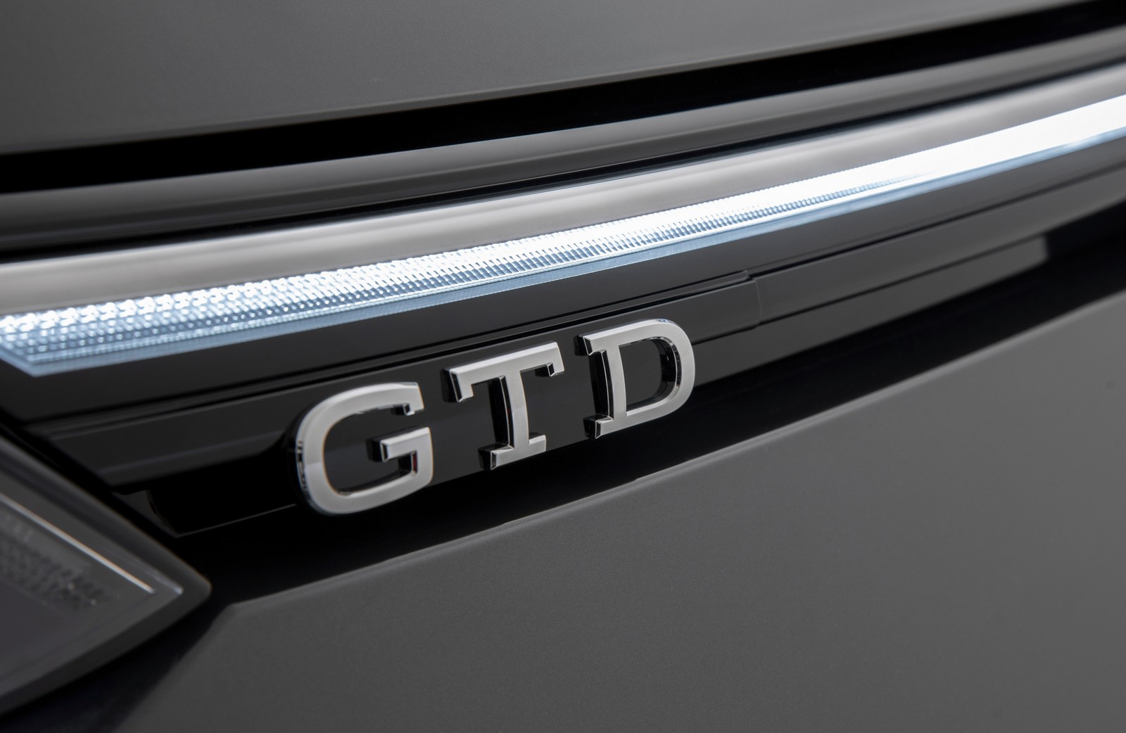 logo golf 8 gtd