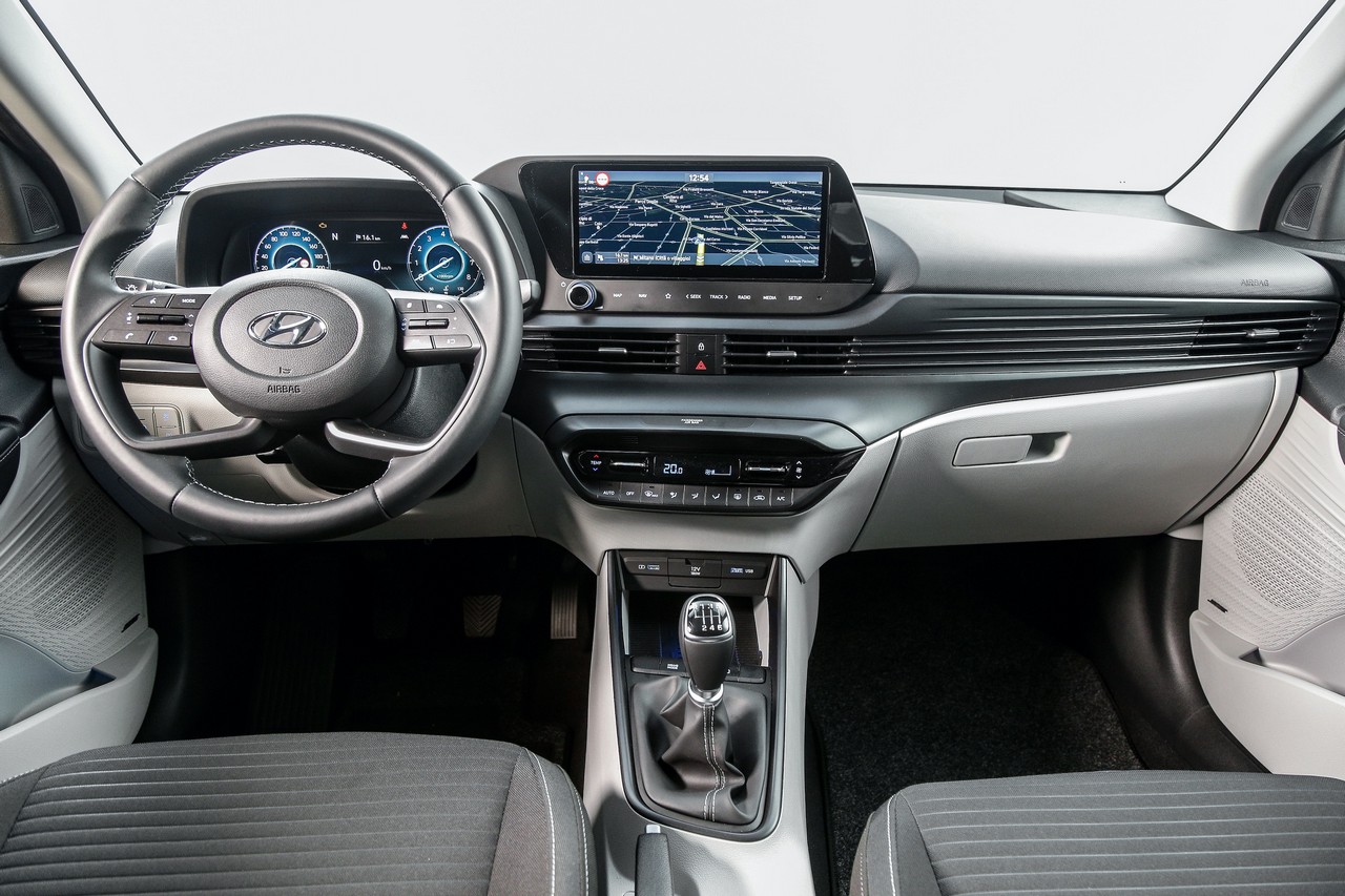 Hyundai i20 2021 abitacolo