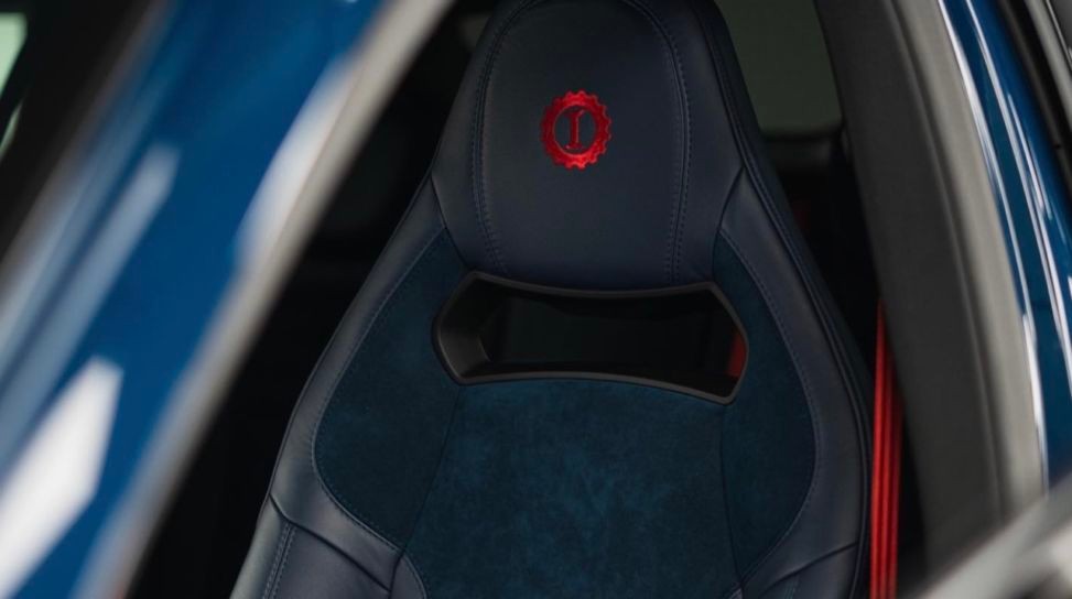 dettaglio sedile stelvio quadrifoglio garage italia